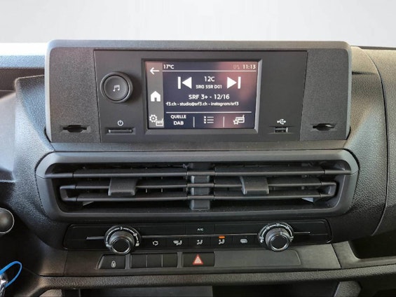 Vehicle image 10 Vehicle image 10