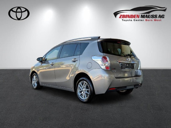 Vehicle image 3 Vehicle image 3