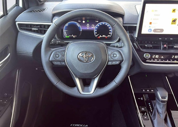 Vehicle image 8 Vehicle image 8