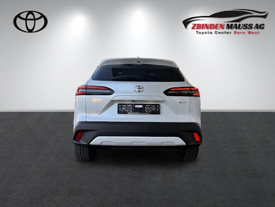 Vehicle image 4 Vehicle image 4