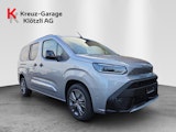 First vehicle image