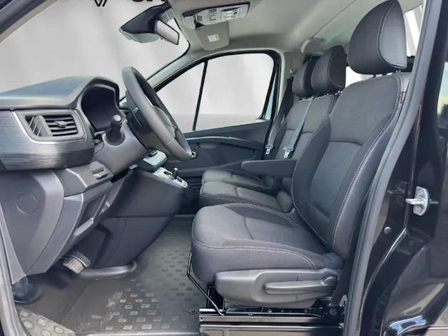 Renault Trafic Passenger 2.0 dCi Blue 170 techno