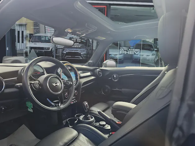 Mini F56 2.0i Cooper S