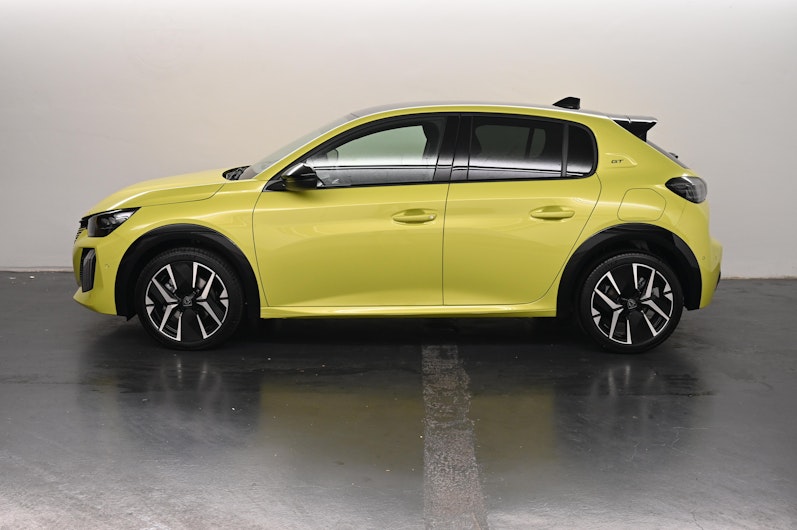 Vehicle image PEUGEOT 208