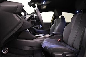 Vehicle image PEUGEOT 208 1.2 Hybrid 145 GT