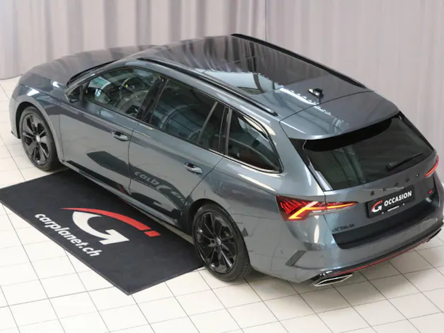 Škoda Octavia Combi 2.0 TSI RS DSG