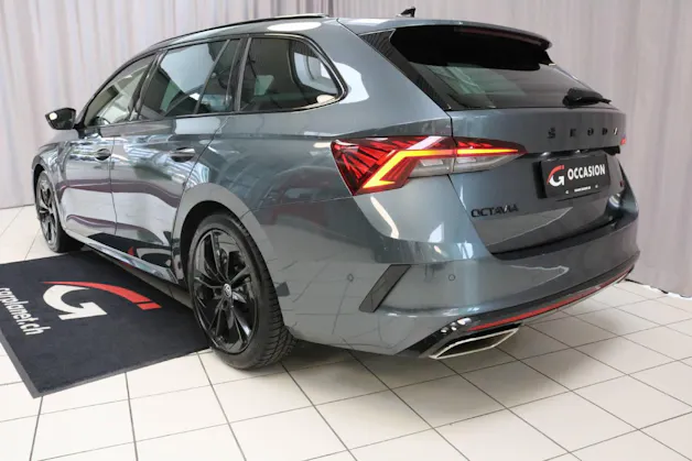 Škoda Octavia Combi 2.0 TSI RS DSG