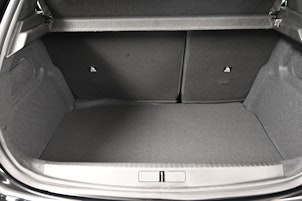 Vehicle image PEUGEOT 208 1.2 Hybrid 145 GT