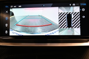 Vehicle image PEUGEOT 208 1.2 Hybrid 145 GT