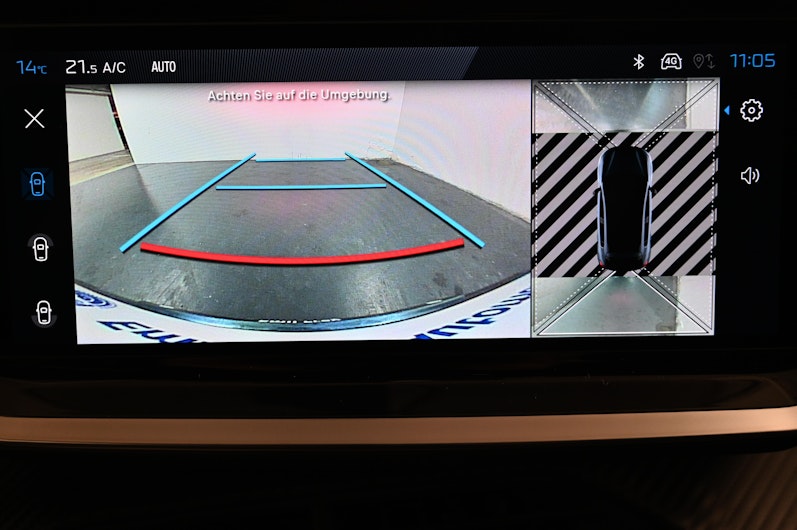 Vehicle image PEUGEOT 208