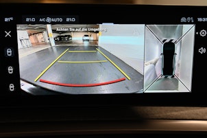 Vehicle image PEUGEOT 3008 1.2 Hybrid Allure