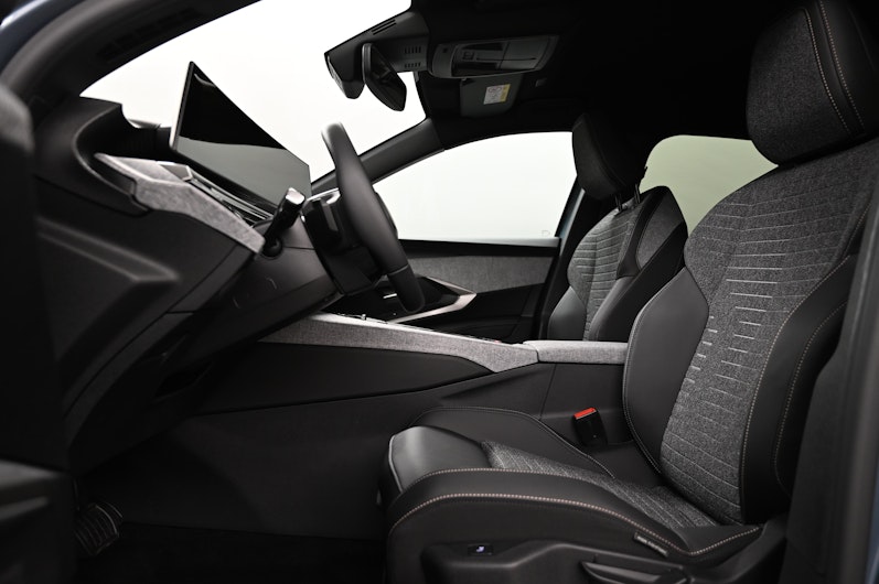 Vehicle image PEUGEOT 3008