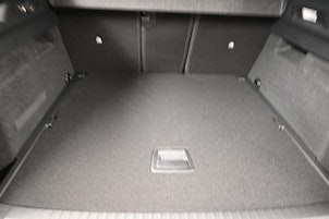 Vehicle image PEUGEOT 3008 1.2 Hybrid Allure