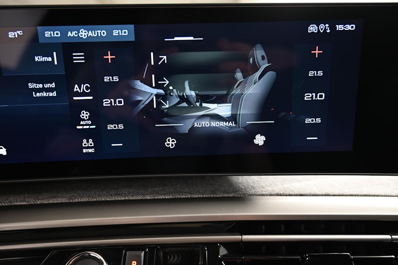 Vehicle image PEUGEOT 3008