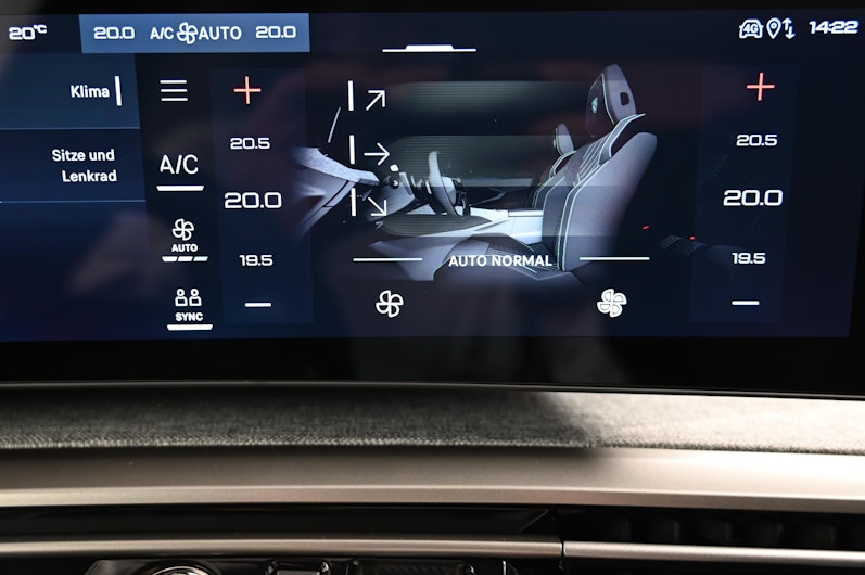 Vehicle image PEUGEOT 3008