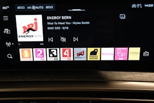 Vehicle image PEUGEOT 3008 1.2 Hybrid Allure Premium