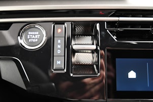 Vehicle image PEUGEOT 3008 1.2 Hybrid Allure Premium