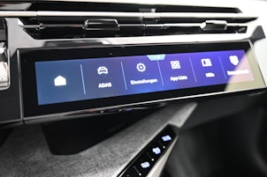 Vehicle image PEUGEOT 3008 1.2 Hybrid Allure Premium