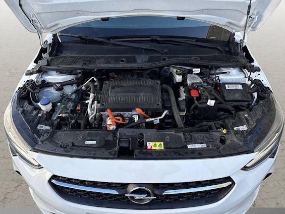 Vehicle image 13 Vehicle image 13