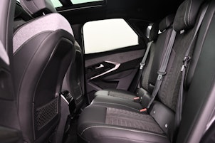 Vehicle image PEUGEOT 3008 1.2 Hybrid GT