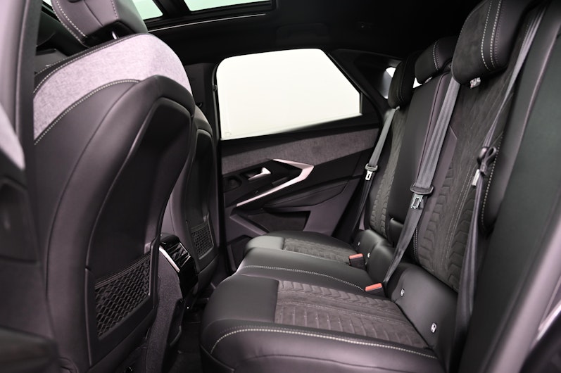 Vehicle image PEUGEOT 3008