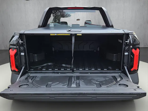 KGM Musso EV Blackline