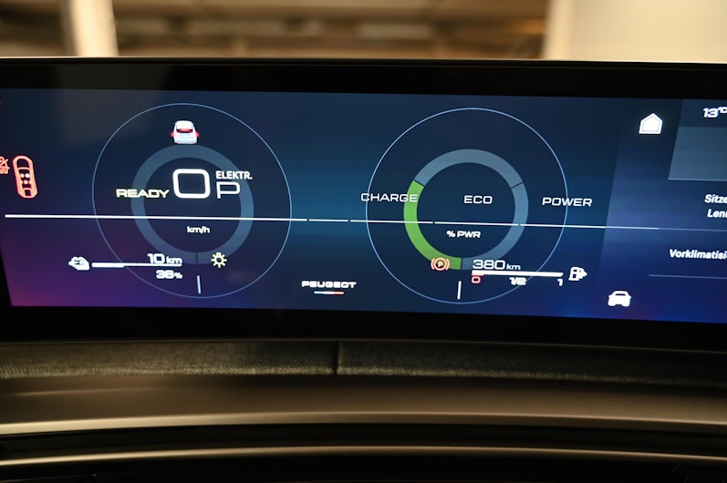 Vehicle image PEUGEOT 3008