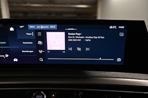 Vehicle image PEUGEOT 3008 1.6 Plug-in Hybrid Allure