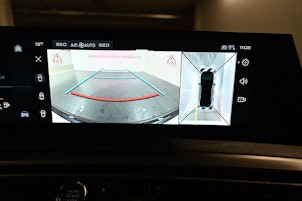 Vehicle image PEUGEOT 3008 1.6 Plug-in Hybrid Allure