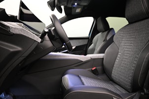 Vehicle image PEUGEOT 3008 e-Allure