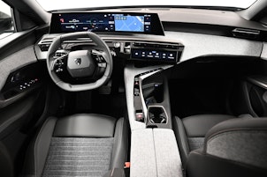 Vehicle image PEUGEOT 3008 e-Allure