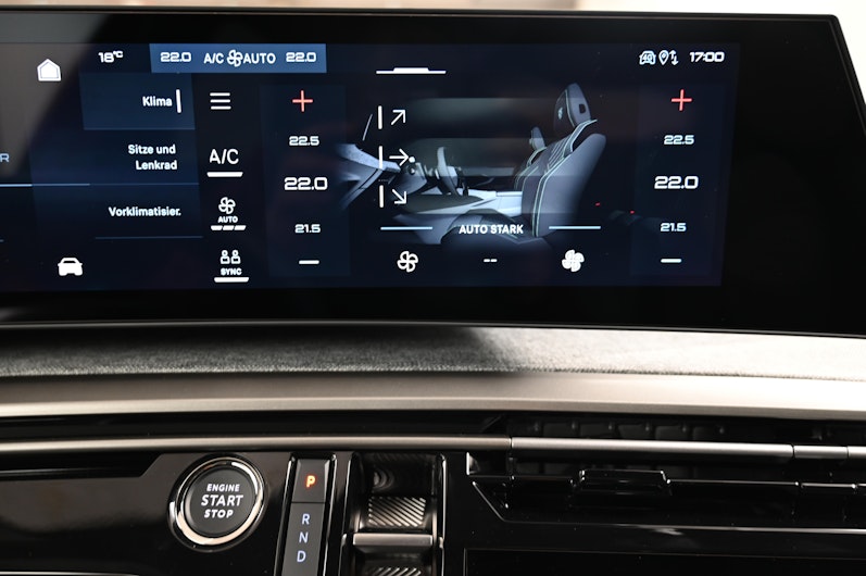 Vehicle image PEUGEOT 3008