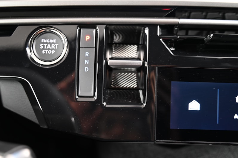 Vehicle image PEUGEOT 3008