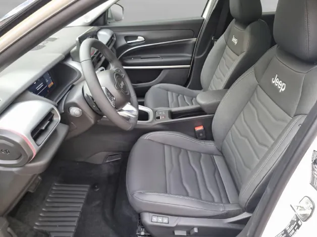 Jeep Avenger 1.2 MHEV Summit