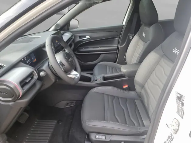 Jeep Avenger 1.2 MHEV Overland 4xe