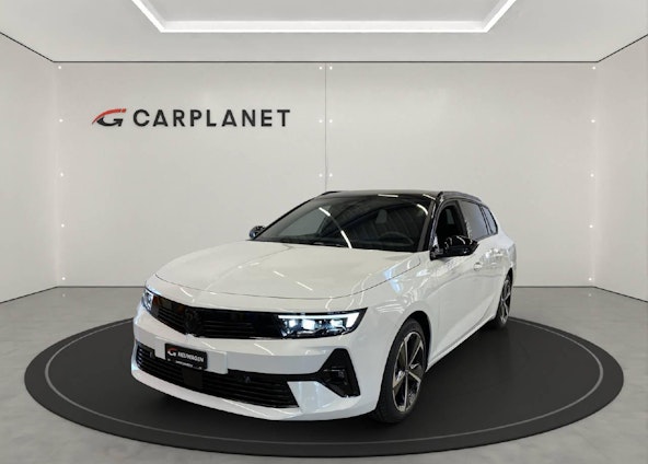 First vehicle image First vehicle image