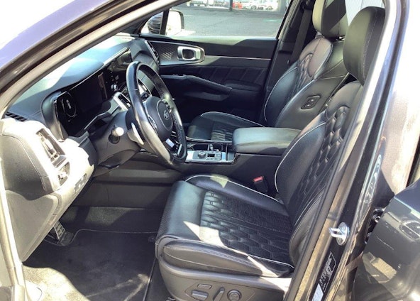 Vehicle image 11 Vehicle image 11