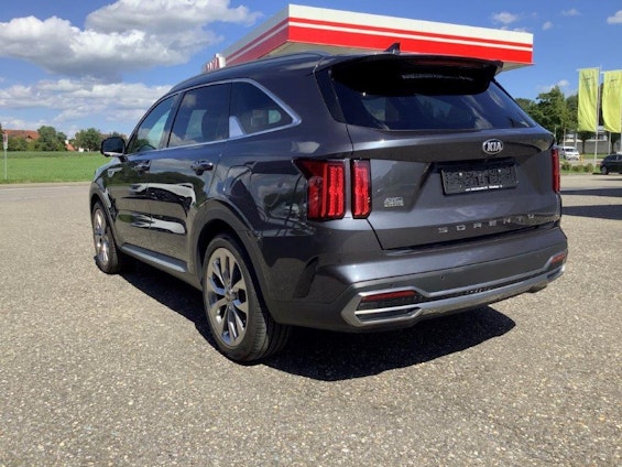 Vehicle image 6 Vehicle image 6