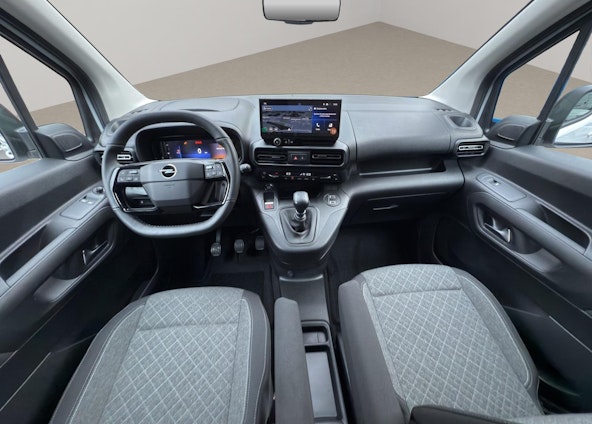 Vehicle image 12 Vehicle image 12