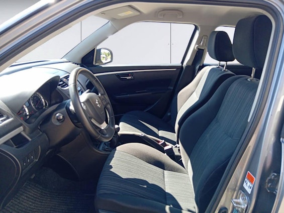 Vehicle image 8 Vehicle image 8