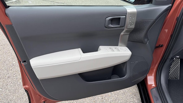 Vehicle image 2 Vehicle image 2