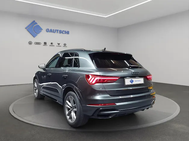 Audi Q3 35 TDI S line quattro S-tronic