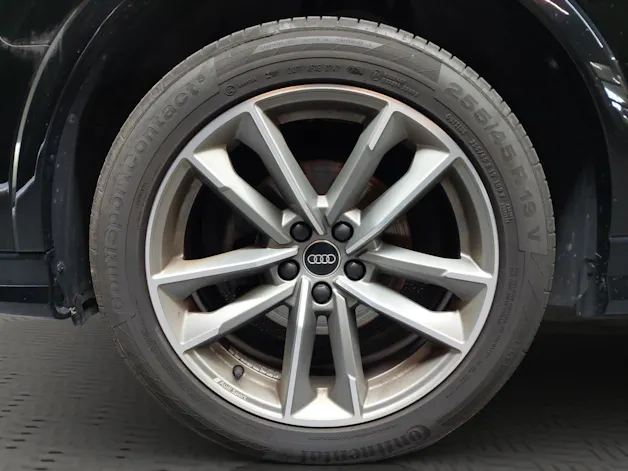Audi Q3 35 TDI S line quattro S-tronic
