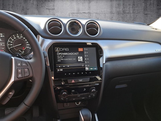 Vehicle image 13