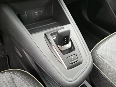 MITSUBISHI ASX 13