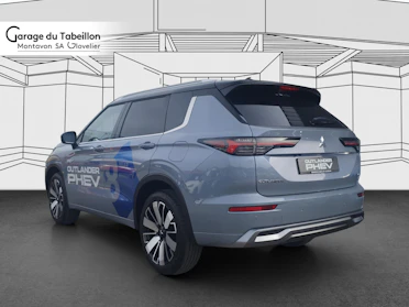 MITSUBISHI OUTLANDER 3