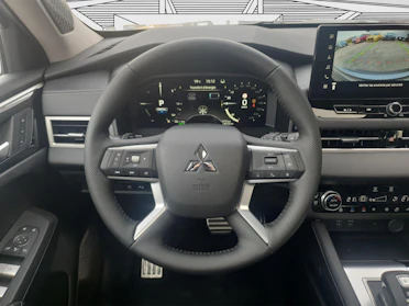 MITSUBISHI OUTLANDER 10