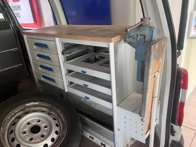 Toyota HIACE Kaw. 2.5 D-4D 4T.