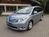 First vehicle image