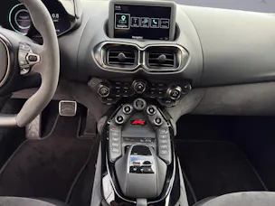 Aston Martin V8 Vantage Coupé 4.0 V8 Bi-Turbo F1